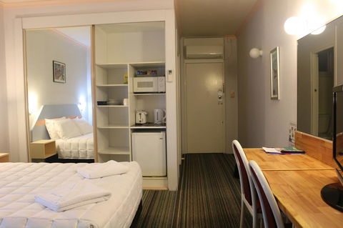 Golden Sands Motor Inn - Foster Accommodation 4