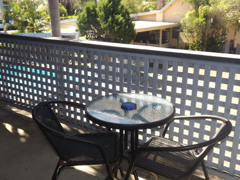 Golden Sands Motor Inn - Foster Accommodation 6