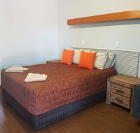 Safari Lodge Motel - Foster Accommodation