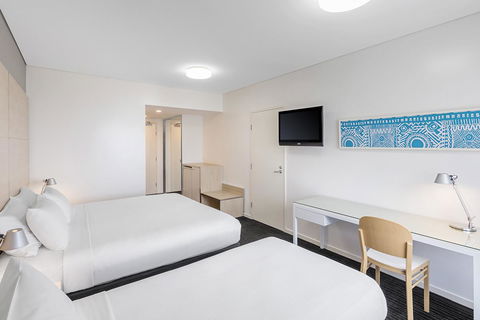 Vibe Hotel Darwin Waterfront - Foster Accommodation 14