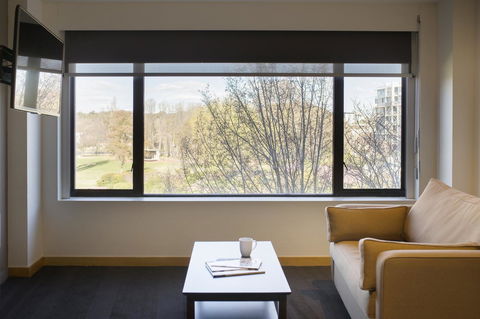 Crowne Plaza Canberra, An IHG Hotel - Foster Accommodation 29
