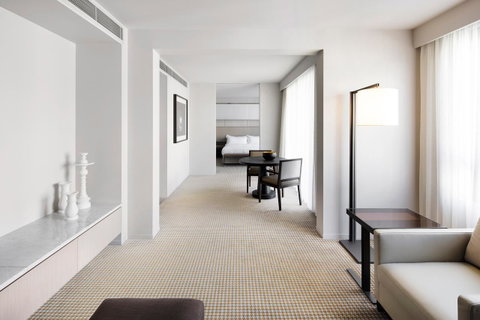 Hotel Realm - Foster Accommodation 13