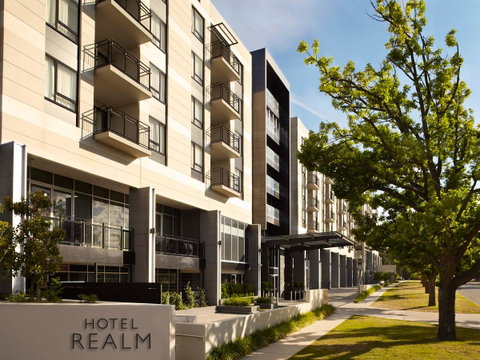 Hotel Realm - Foster Accommodation 8