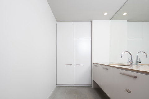 Hotel Realm - Foster Accommodation 4