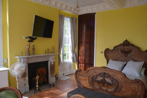 Garden Room - Foster Accommodation 1