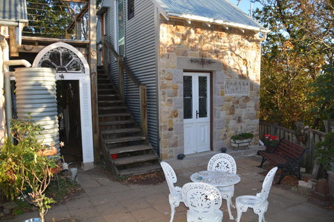 Garden Room - Foster Accommodation 12