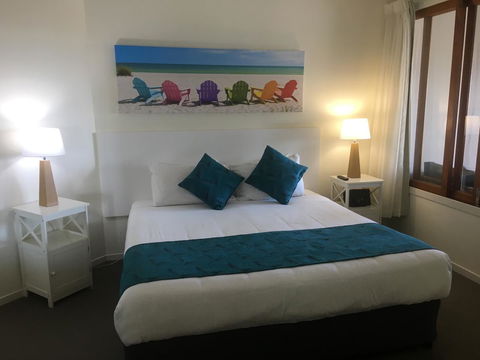 Lennox Holiday Apartments - Foster Accommodation 19