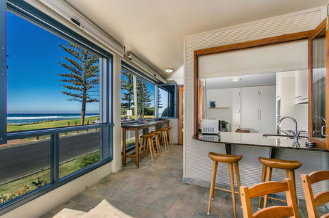 Lennox Holiday Apartments - Foster Accommodation 32