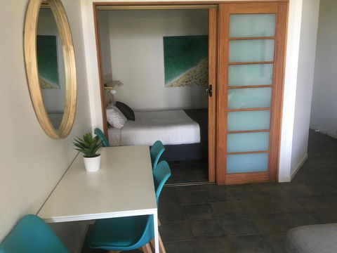 Lennox Holiday Apartments - Foster Accommodation 14