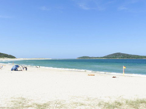 Bombora @ Fingal Bay - Foster Accommodation 1