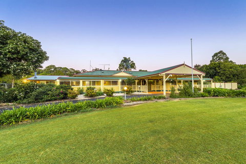 Bonville Lodge Bed & Breakfast - Foster Accommodation 1