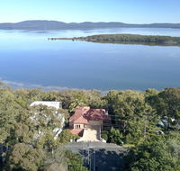 Booti Booti Chateau Lakeside - Foster Accommodation