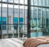 BOUTIQUE STAYS - Axel Apartments - Foster Accommodation