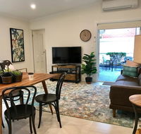 Boutique Stays - Carlton Terrace - Foster Accommodation