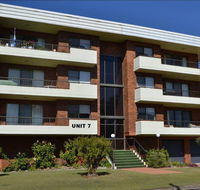 Bowling Greens 7 - Foster Accommodation