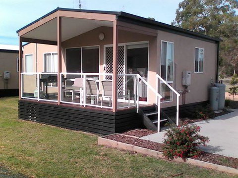 Boydtown Beach Holiday Park - Foster Accommodation 1