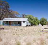 Brackens Hut - Foster Accommodation