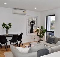 Brand New 2 Bed Apartment with Stunning City Views - Foster Accommodation