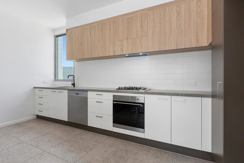 BRAND NEW OCEAN AVENUE TOWNHOUSE - Foster Accommodation 3