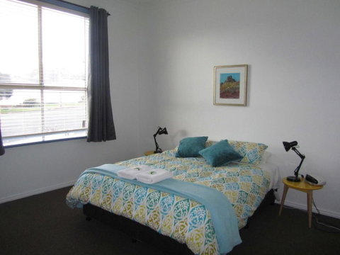 Breakaway Cottage - Foster Accommodation 2