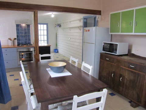 Breakaway Cottage - Foster Accommodation 1