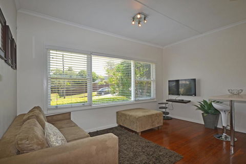 Breakers 1 2 Hill Street - Foster Accommodation 1