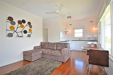 Breakers 4 2 Hill Street - Foster Accommodation 0