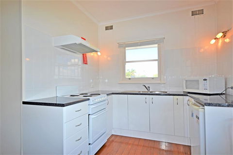 Breakers 4 2 Hill Street - Foster Accommodation 2