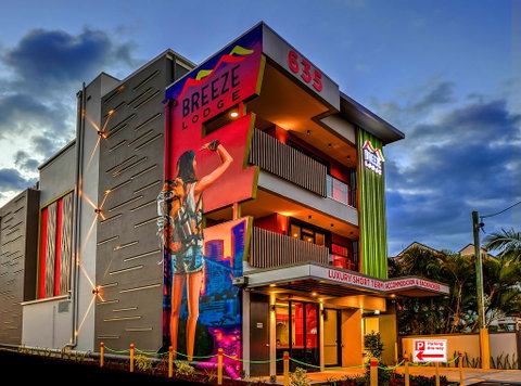 Breeze Lodge - Foster Accommodation 0