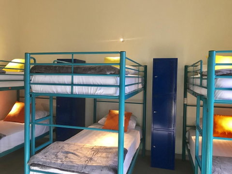 Breeze Lodge - Foster Accommodation 1