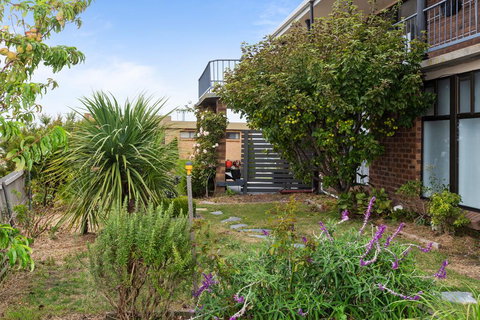 Bridairre Holiday Apartments - Foster Accommodation 1