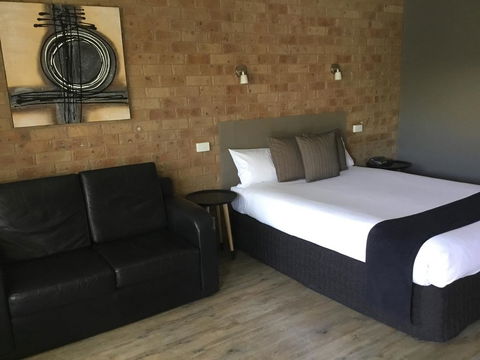 Bridges On Meninya Motel & Apartments - Foster Accommodation 3