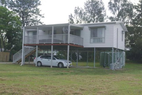 Broke Village Hideaway - Foster Accommodation 0