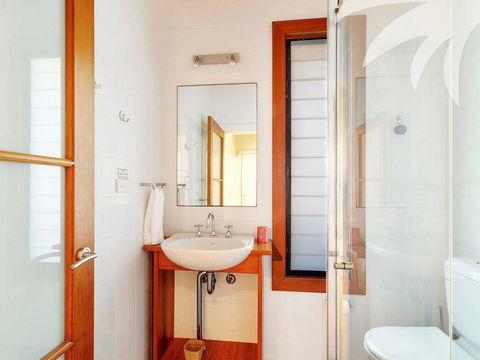 Buccoo - Foster Accommodation 3