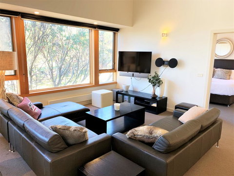Buller Holidays Apartments - Foster Accommodation 3
