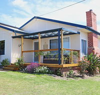 Bungo Beach house - Pet Friendly home - Foster Accommodation