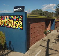 Bunkhouse Motel - Foster Accommodation