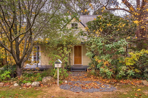 Bunyip Cottage - Foster Accommodation 0