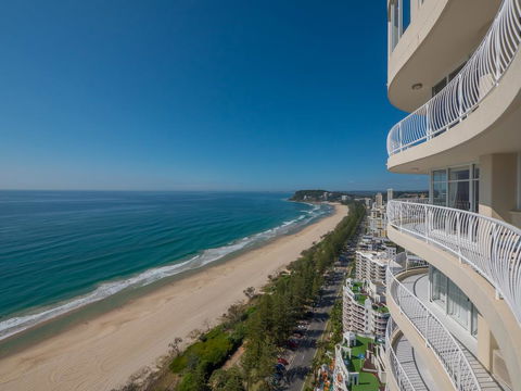 Burleigh Surf Apartments - Foster Accommodation 1