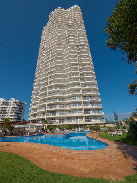 Burleigh Surf Apartments - Foster Accommodation 3
