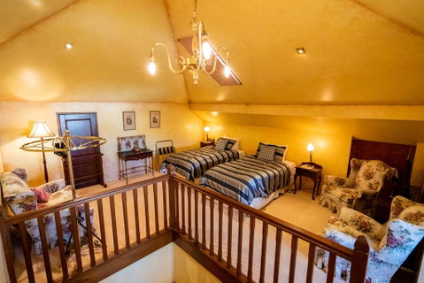 Buxton Manor - Foster Accommodation 2