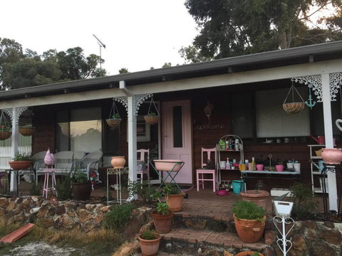 Byfield Road Homestay - Foster Accommodation 1