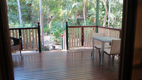 Calypso House 8 Appian Way - Foster Accommodation 3