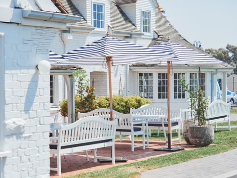 Camden Valley Inn - Foster Accommodation 1