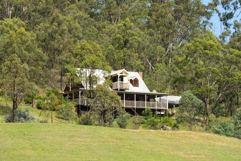 Cants Cottage - Foster Accommodation 0