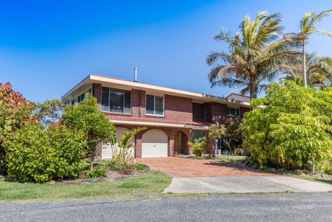 Captain's Quarters - Foster Accommodation 3