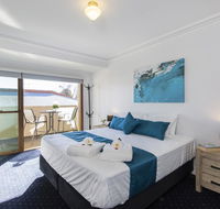 Carrington Charm - CBD - WiFi - Parking - Foster Accommodation