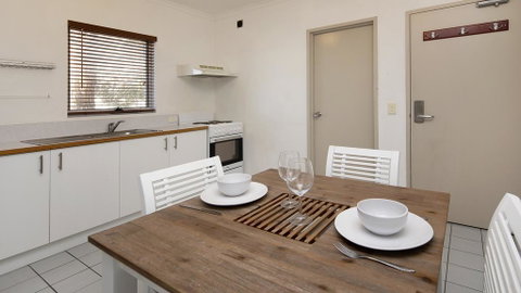 Cascades 7- Centrally Located With Beautiful Views - Foster Accommodation 3