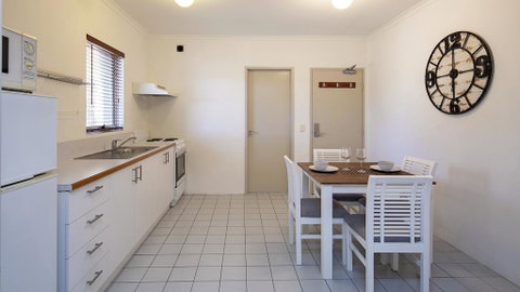 Cascades 7- Centrally Located With Beautiful Views - Foster Accommodation 2