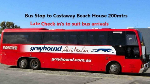 CASTAWAY BEACH HOUSE - Foster Accommodation 1